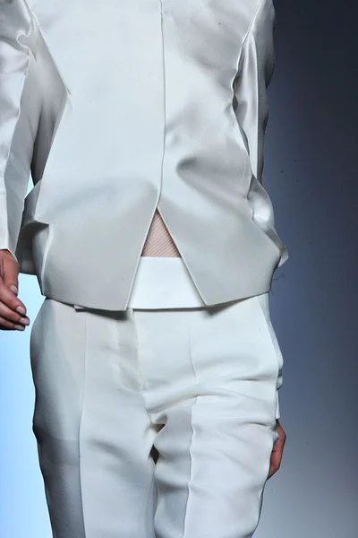 Look 47